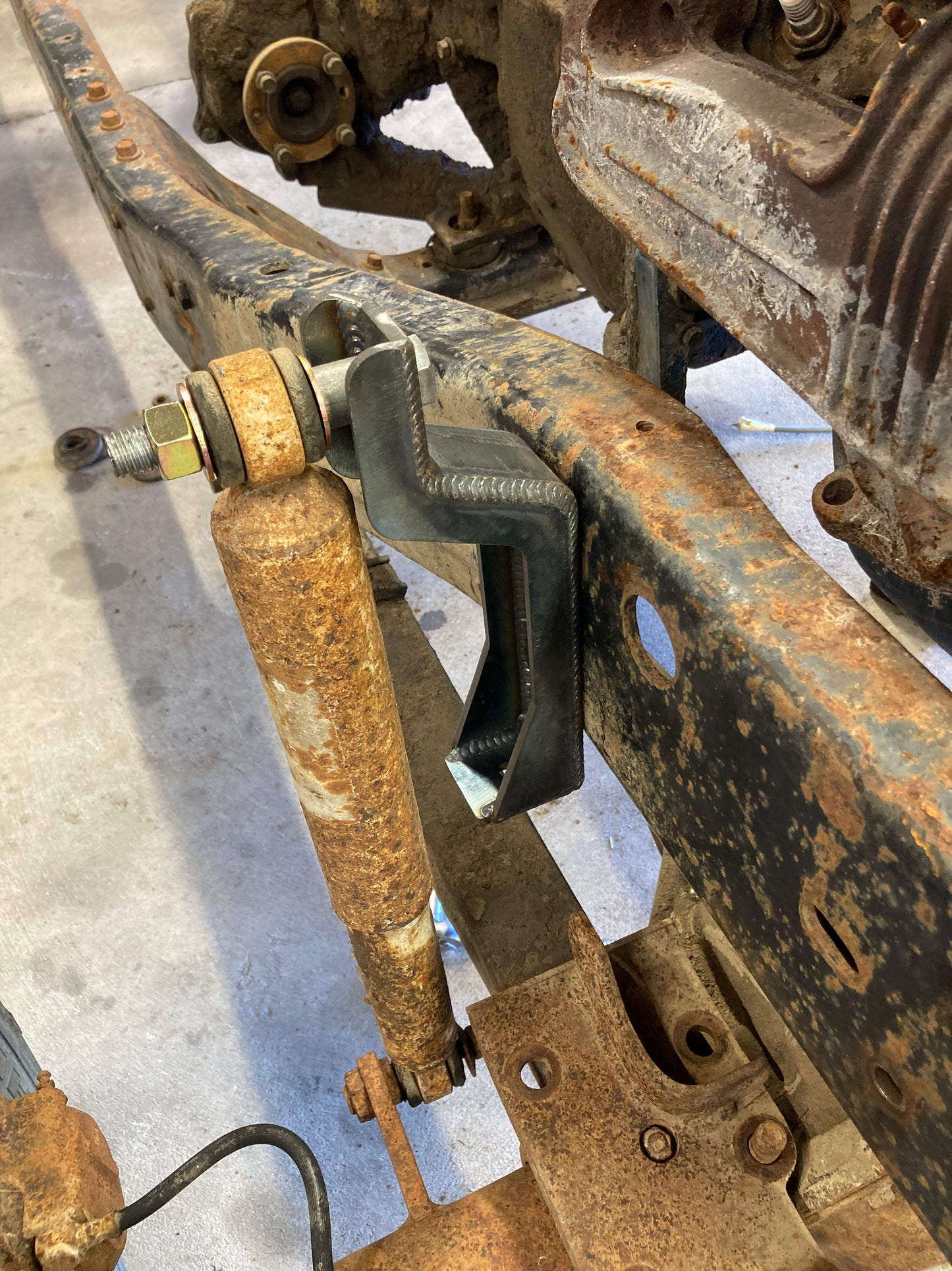 72-93 dodge ram 4x4 front shock mounts