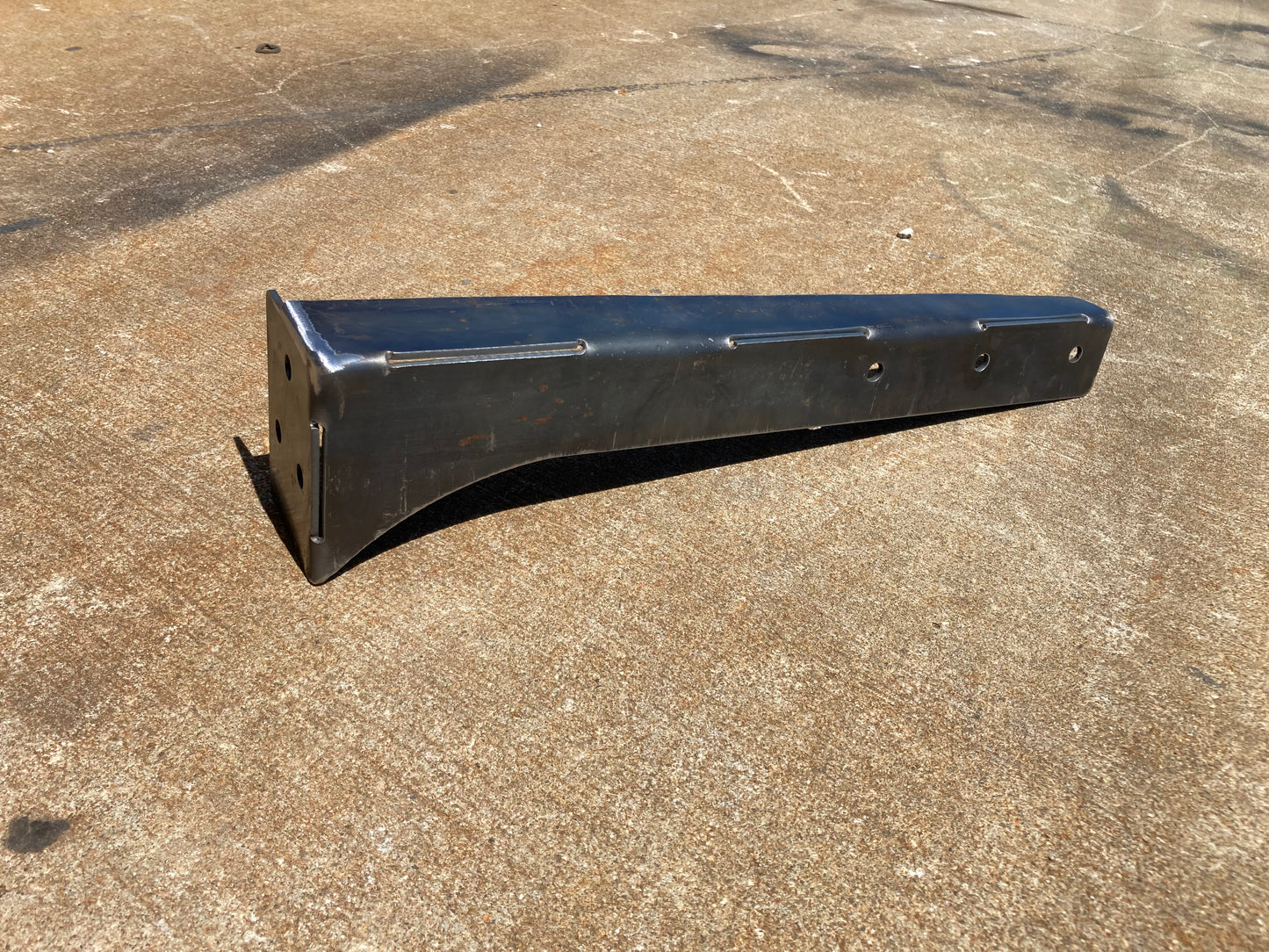 72-93 Mud flap brackets