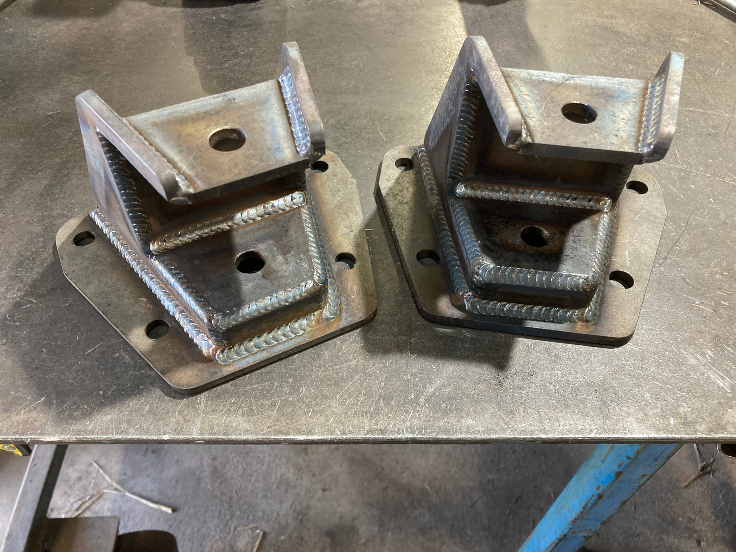 72-93 dodge ram front of rear leaf spring hangers