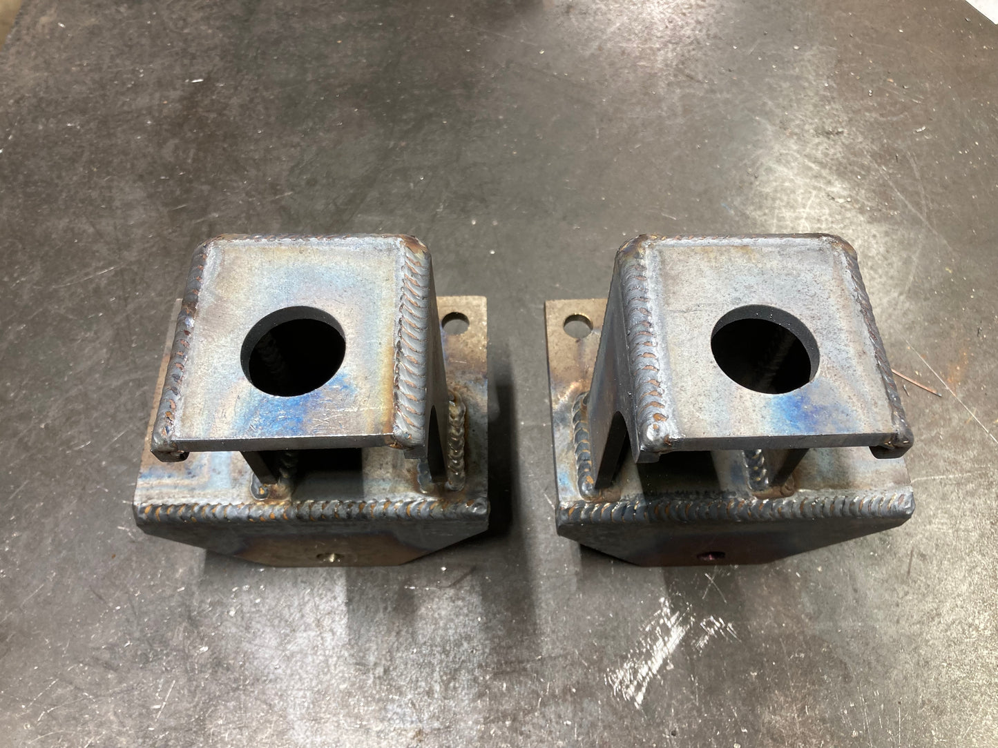 72-93 dodge ram front 4x4 leaf spring hanger